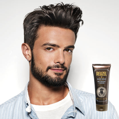 Reuzel Deutschland Clean & Fresh Beard Wash bottle, beard grooming product with clear label, designed for cleansing and refreshing beards.