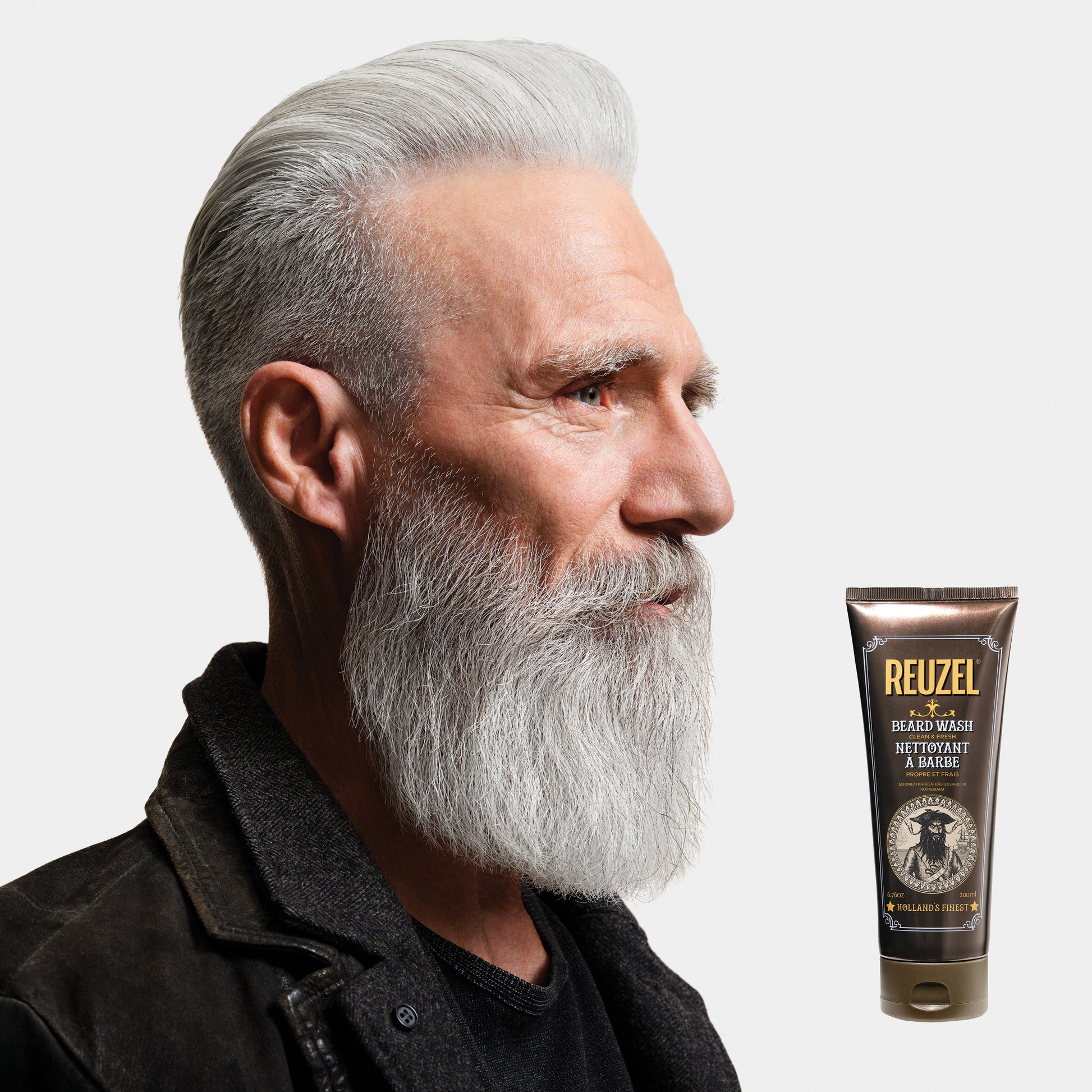 Reuzel Deutschland Clean & Fresh Beard Wash in a bottle, designed for beard grooming and cleansing.
